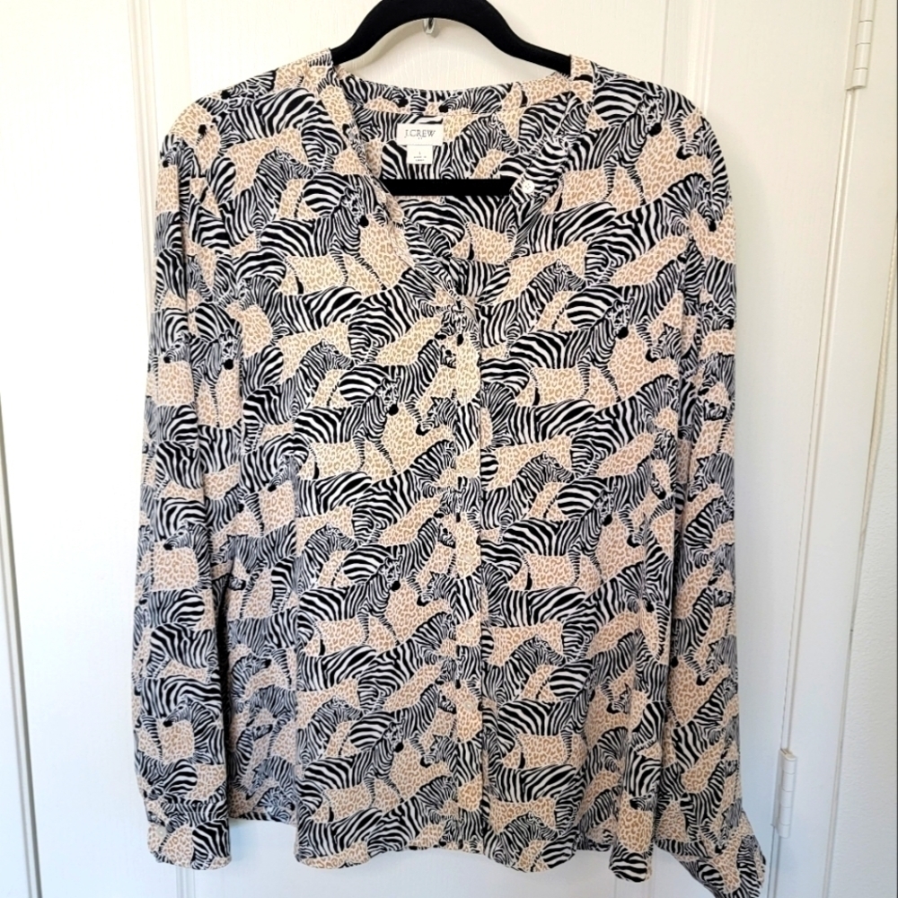J. Crew Factory Band Collar Button Up Top in Animal Print Size Large